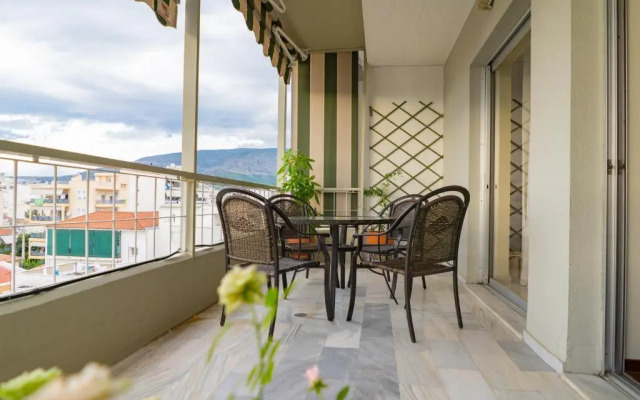 Casa Vestae, Comfortable 2BR Apartment