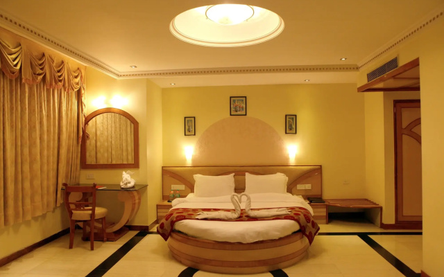 Lords Plaza, Surat