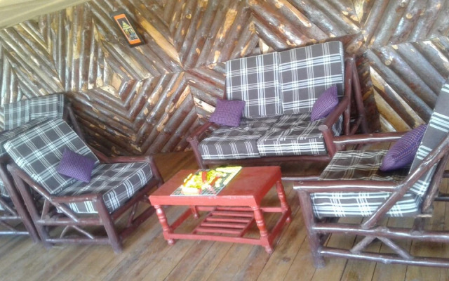 Zebra Kemang'ore Bush Tented Lodge