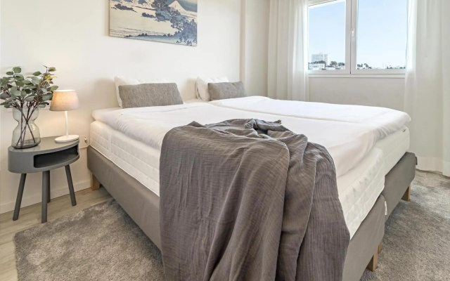 JG- Top Modern Apartment in Nueva Andalucia