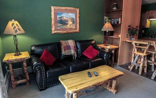 Fawn Valley Inn: 280