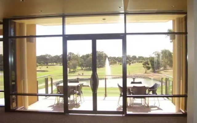 Rich River Golf Club Resort
