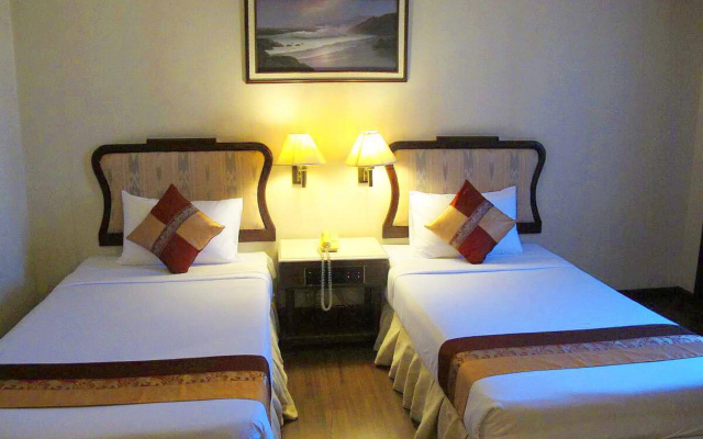 Lee Gardens Hotel