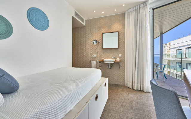 Mar Azul Pur Estil Hotel & Spa