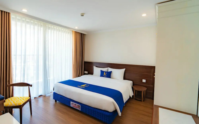 D'Lioro Hotel & Resort