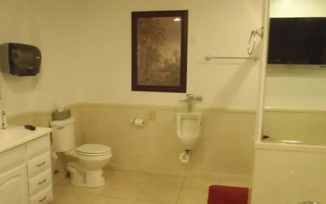 The Great Escape River House