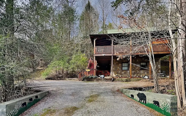 Scooter Bears Den by Jackson Mountain Rentals
