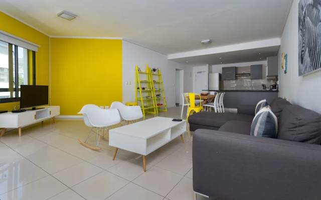 FlatRock Suites