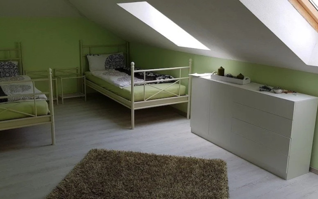 Ferienhaus Fichtenwalde, 160qm, 3SZ, 2BD, Küche, VDSL