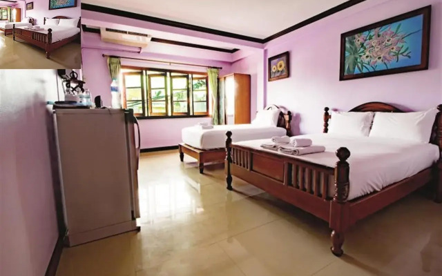 Hotel Avalon Chaweng(โรงแรมอวาลอง สมุย)
