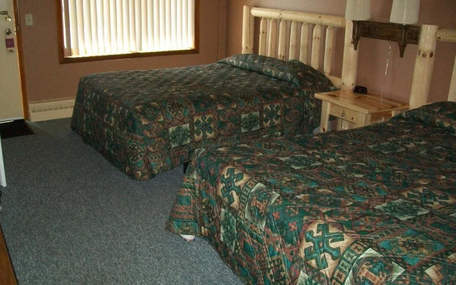 Black Bear Motel