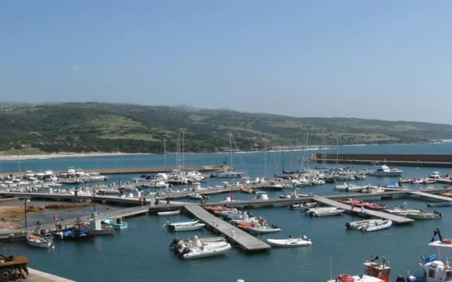 Isola Rossa Casa al Porto