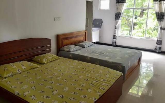 Lovely 2 Bedroom Apartment (With Bathroom& Kitchen)