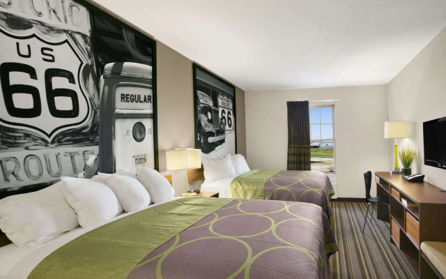 Super 8 by Wyndham Strafford/Springfield Area