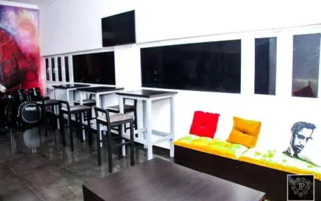 JP Suites And Lounge