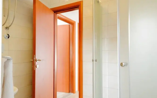 A4 - Spacious apt With the sea View & use of Pool