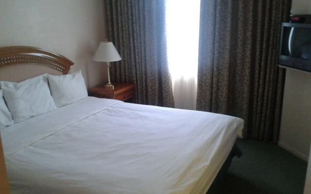 Fortune Hotel & Suites
