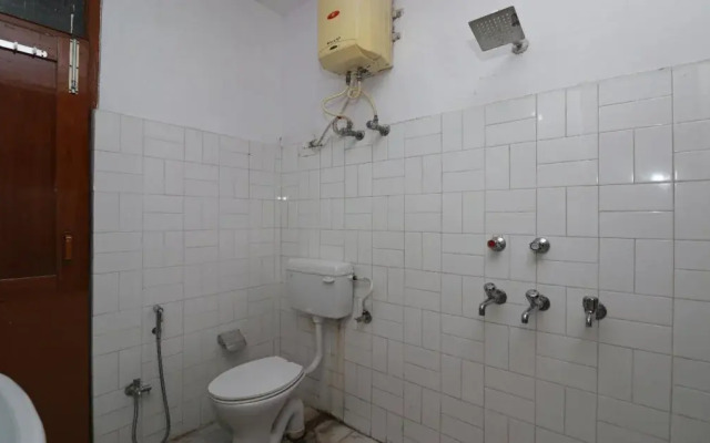 Travellers Homes By OYO Rooms