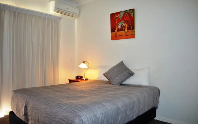Redland Bay Motel