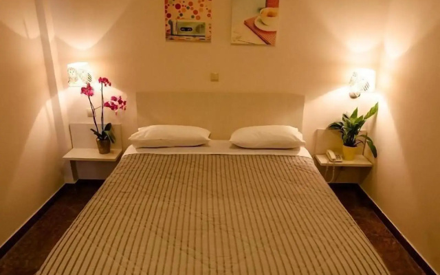 Hotel Elenas