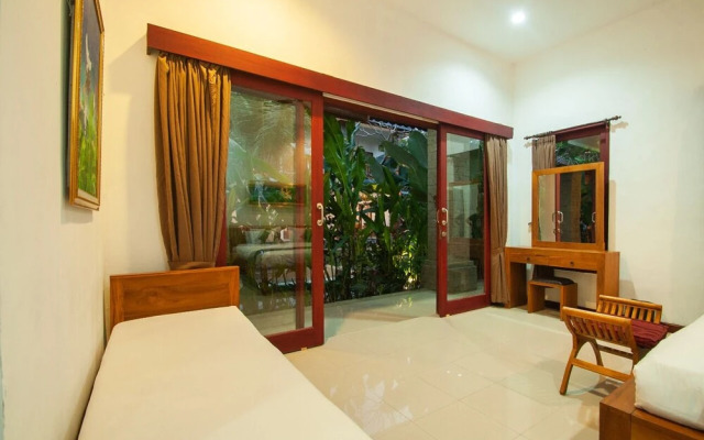 Flamboyant Villa Ubud