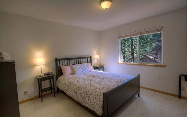 Pine Haven by Lake Tahoe Accommodations