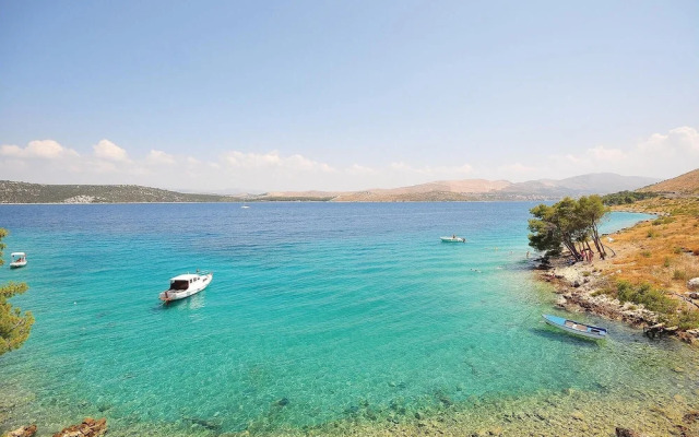 Stunning Apartment in Grebastica With 2 Bedrooms and Wifi