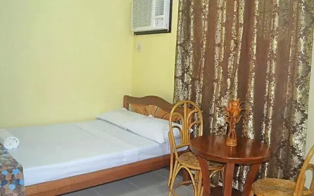 J&B Pension House