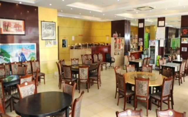 City Express Hotel