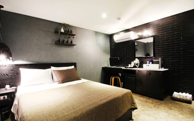 17Th Hotel