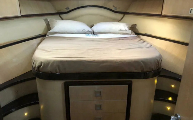 Yacht Suite Capri