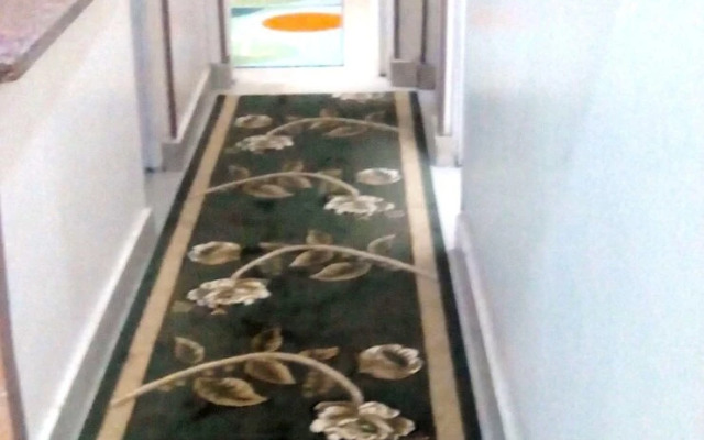 Luxury Three Bedroom Apartment