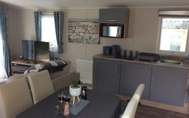 Lake District Western 2-bed Cabin, Pet Frien