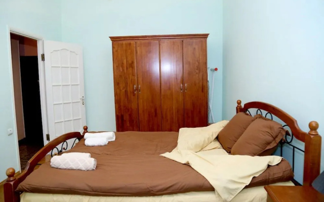 Amiryan Apart And Tours