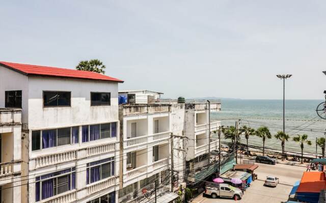 OYO 141 Jomtien View Paradise 2