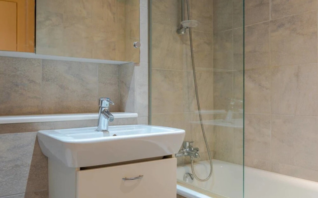 Great Sized Quirky 1 Bedroom Apartment