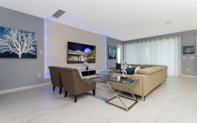 Spacious home near Disney