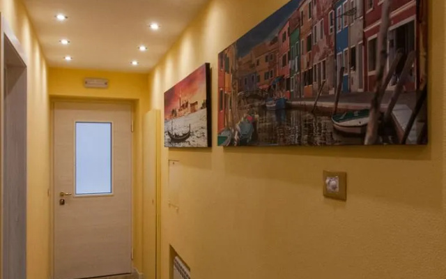 Nina Sweet Home in Venice