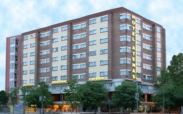 Hotel Catalonia Atenas вид на фасад