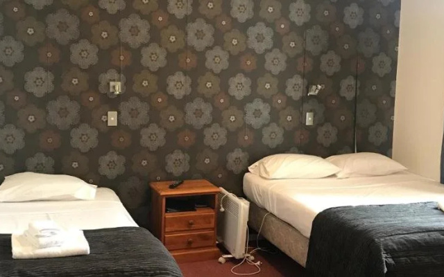 Criterion Club Hotel