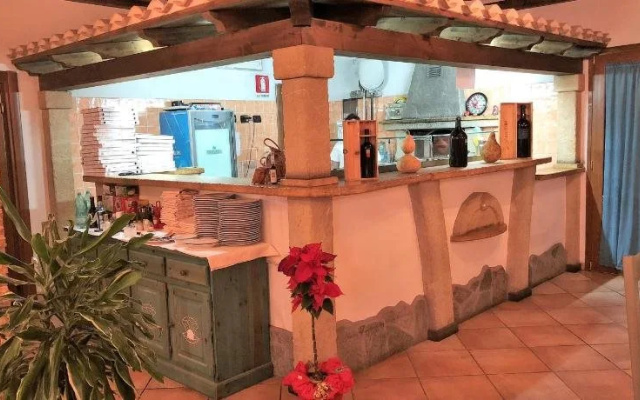La Perla Hotel