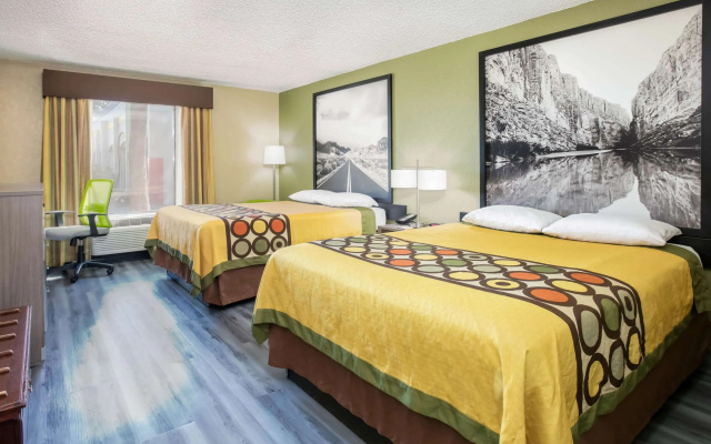 Super 8 by Wyndham Ft Stockton