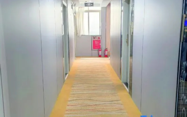 Wei8 Hotel