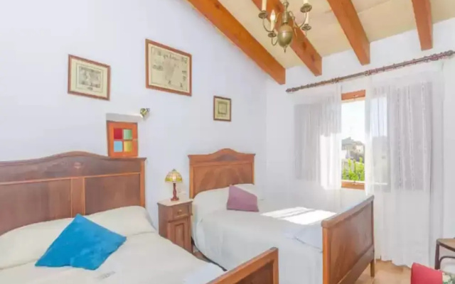 Charming Village Home & Pool