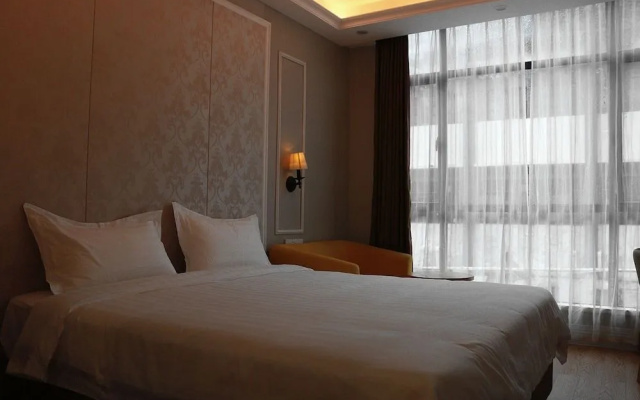 Solo Hotel Shuanglong Store