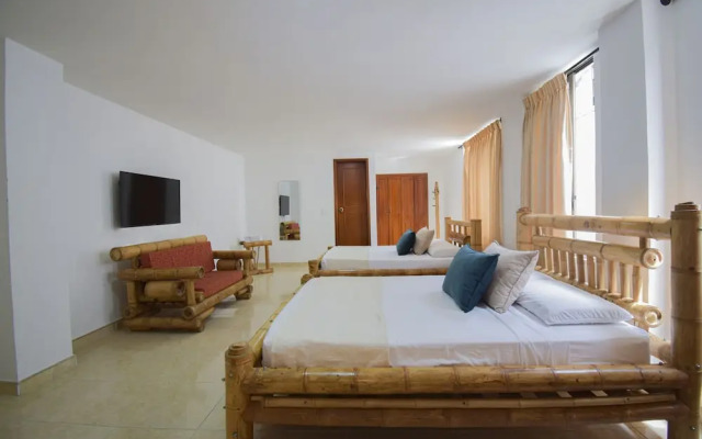 Hotel Toledo Plaza