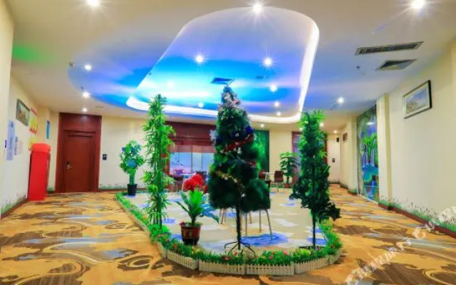 Shenzhen Buffet Hotel (International Convention and Exhibition Center Shajing West Station)