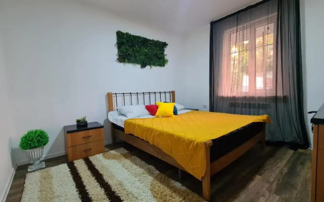 crypto hotel house