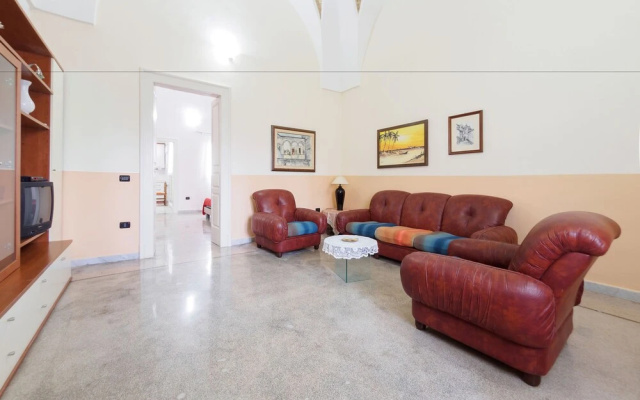 Crisilla Guest House