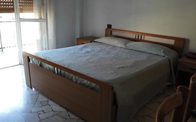 Hotel Mira